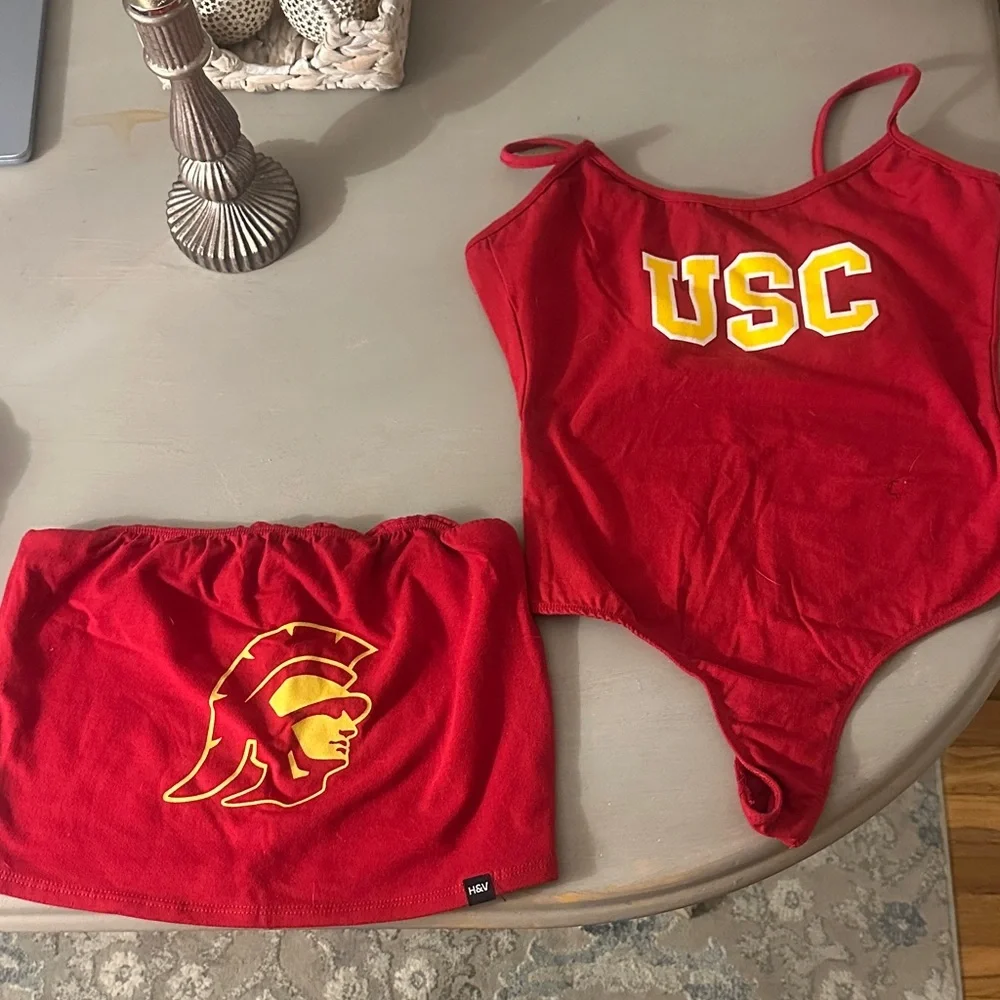 ❤️💛USC Red bodysuit & Skirt Set❤️💛 - Picture 1 of 2